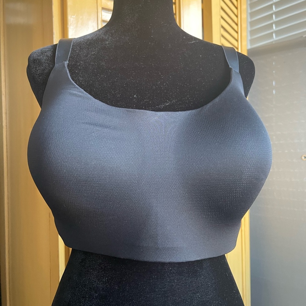 Women's Black Seamless Bra